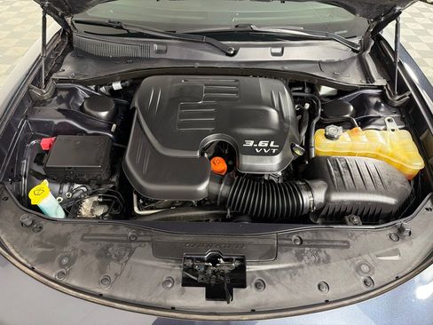 Used 2019 Dodge Charger SXT w/ Leather Interior Group image 26