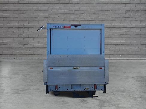 Used 2023 Chevrolet Express 3500 RWD image 10