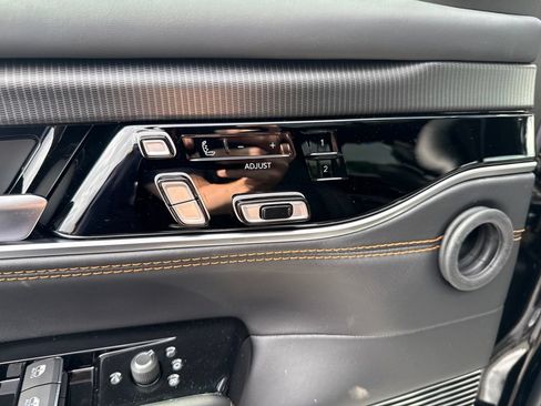 New 2026 Jeep Grand Wagoneer Summit AWD/4WD image 20