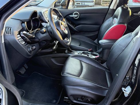Used 2016 FIAT 500X Lounge image 12