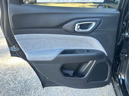 New 2025 Jeep Compass Latitude w/ Convenience Group image 51