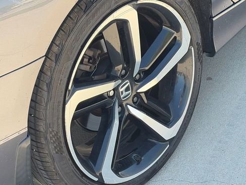 Used 2019 Honda Accord Sport image 8