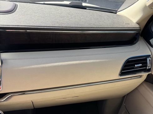 Used 2020 Lincoln Navigator Reserve w/ Equipment Group 201A Reserve image 10