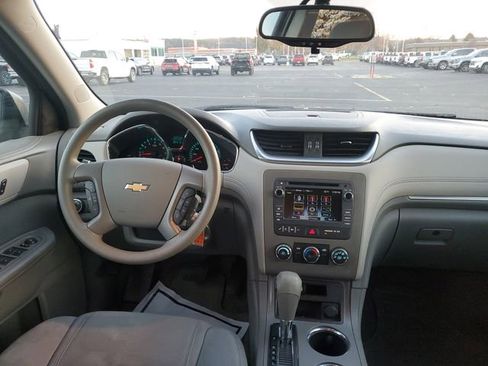 Used 2014 Chevrolet Traverse LS image 11