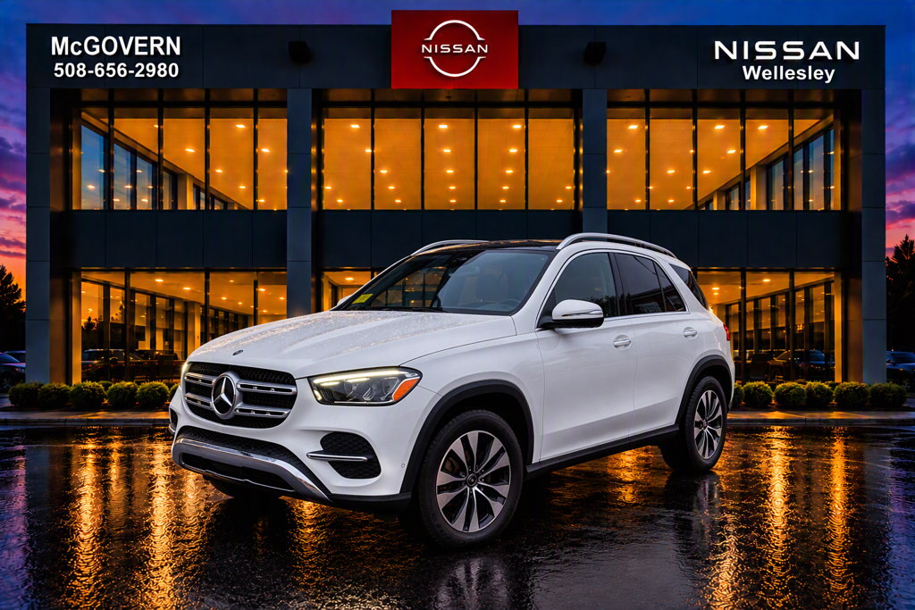 Used 2024 Mercedes-Benz GLE 350 4MATIC image 1