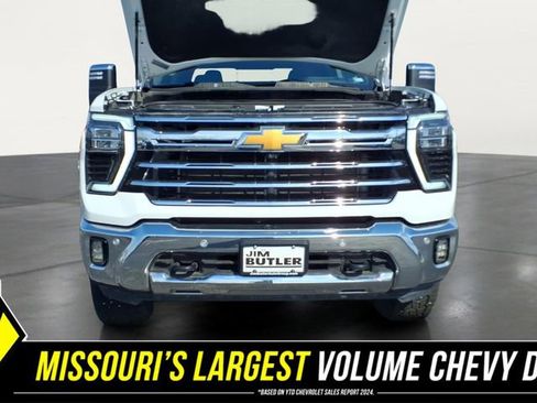 Used 2025 Chevrolet Silverado 2500 LTZ w/ LTZ Premium Package image 25