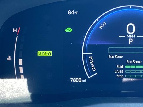 Certified 2025 Toyota Camry LE w/ Convenience Package image 20