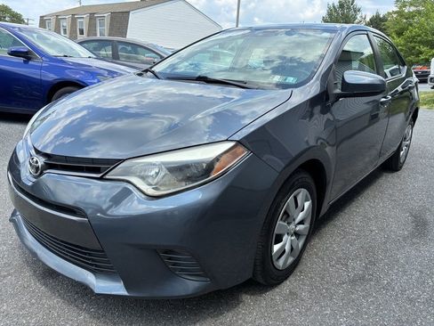 Used 2016 Toyota Corolla LE FWD image 1