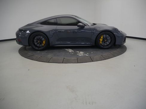 Certified 2025 Porsche 911 Carrera GTS image 8