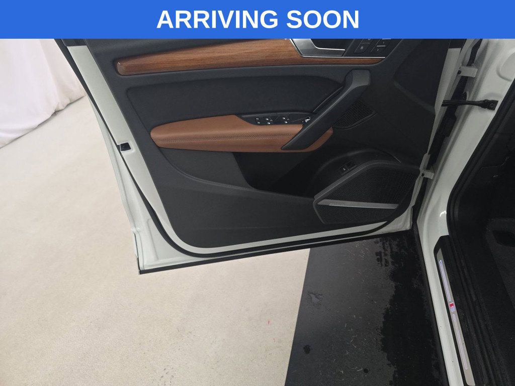 Used 2023 Audi Q5 2.0T Premium Plus w/ Premium Plus Package AWD/4WD image 14