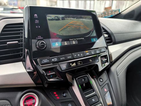 Used 2023 Honda Odyssey Sport image 23