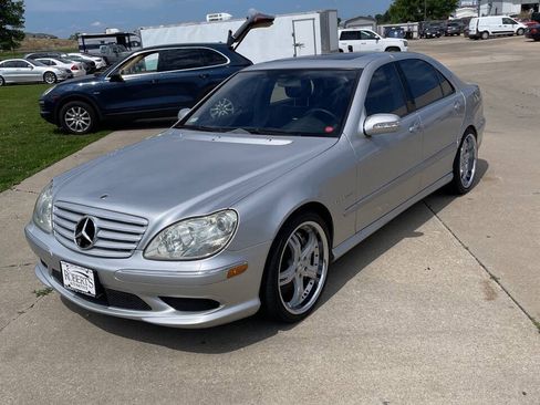 Used 2005 Mercedes-Benz S 55 AMG image 2