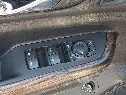 Certified 2020 GMC Acadia Denali w/ Technology Package AWD/4WD image 21