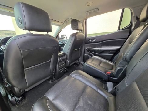 Used 2019 GMC Acadia SLT image 13