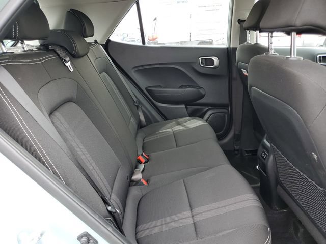 Used 2025 Hyundai Venue SEL FWD image 26