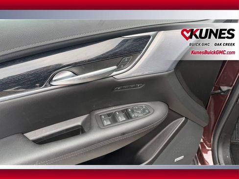 Used 2023 Cadillac XT5 Premium Luxury AWD/4WD image 12