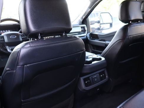 Used 2023 Ford F250 Lariat w/ Lariat Ultimate Package AWD/4WD image 26