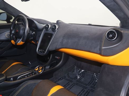 Used 2020 McLaren 570S Coupe RWD image 68