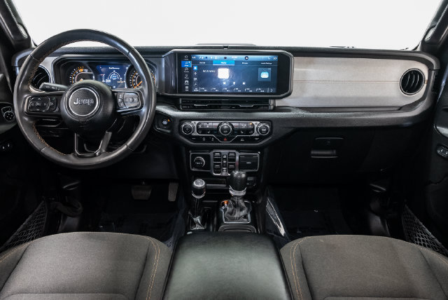 Used 2024 Jeep Wrangler Unlimited Sport AWD/4WD image 29