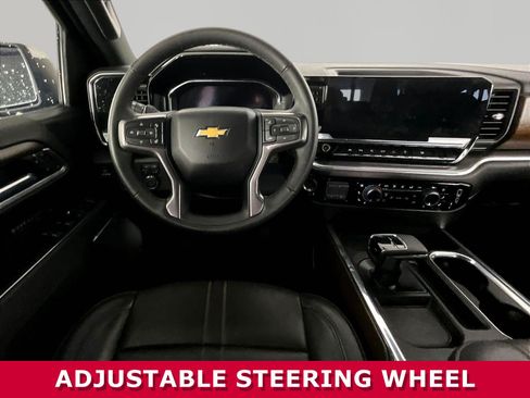 Used 2026 Chevrolet Silverado 1500 High Country w/ Technology Package AWD/4WD image 8