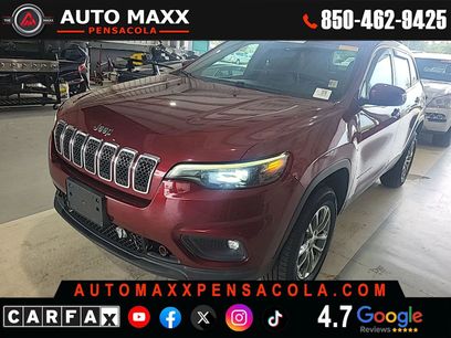 Used 2019 Jeep Cherokee Latitude Plus w/ Comfort/Convenience Group