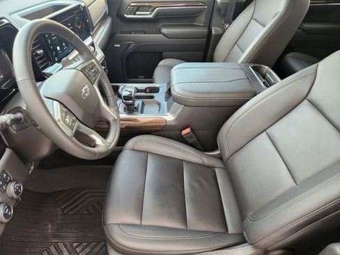 Used 2023 Chevrolet Silverado 1500 LT Trail Boss w/ LT Trail Boss Premium Package image 12