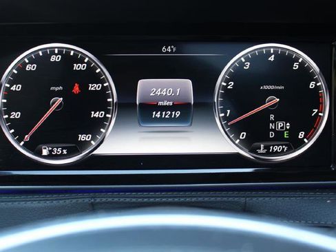 Used 2015 Mercedes-Benz S 550 4MATIC Sedan image 32