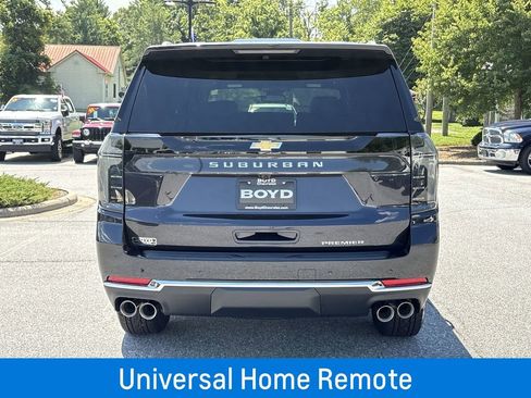 New 2025 Chevrolet Suburban Premier image 7