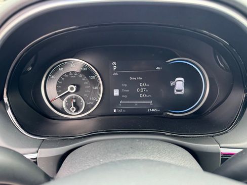 Used 2025 Genesis GV70 3.5T Sport image 23