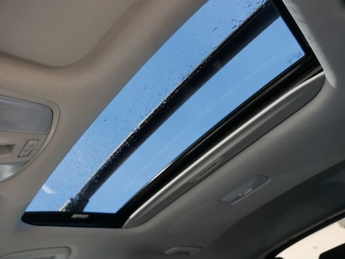 Certified 2023 Hyundai Kona SEL w/ Convenience Package image 32