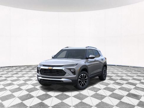 New 2026 Chevrolet TrailBlazer LT w/ Convenience Package image 2
