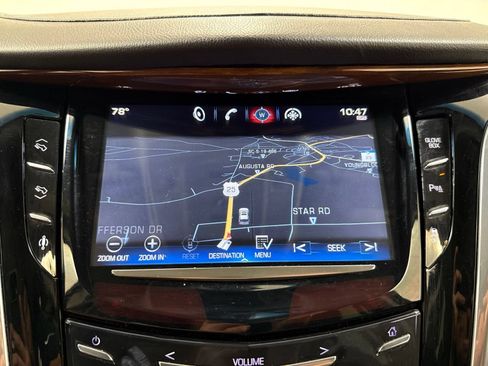 Used 2015 Cadillac Escalade 4WD image 19