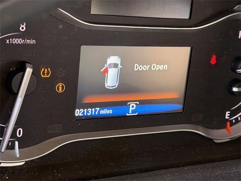 Used 2016 Honda Pilot LX image 9