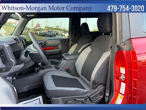 Used 2023 Ford Bronco 2-Door w/ Sasquatch Package AWD/4WD image 9