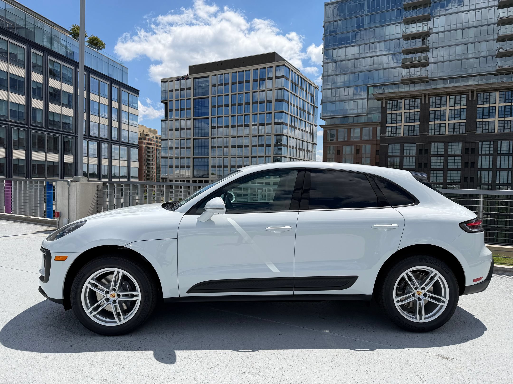 Certified 2026 Porsche Macan AWD/4WD image 2