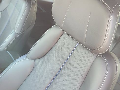 Used 2024 Cadillac Lyriq Luxury image 24