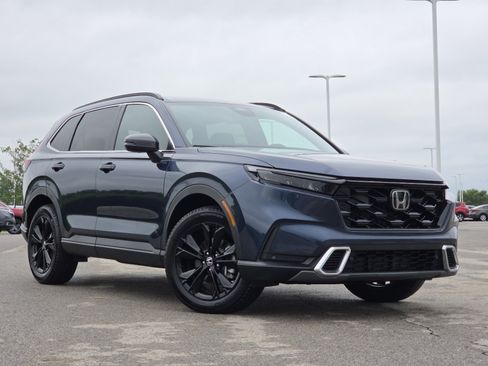 Used 2024 Honda CR-V Sport Touring image 2