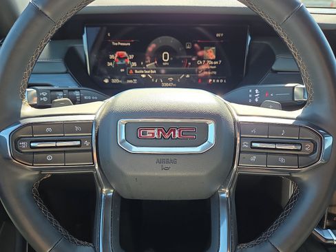 Used 2024 GMC Acadia AT4 w/ Luxury Package AWD/4WD image 24