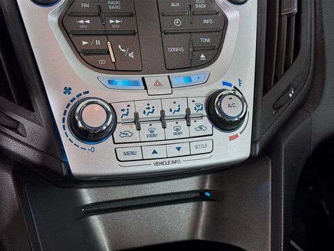 Used 2012 Chevrolet Equinox LS image 14