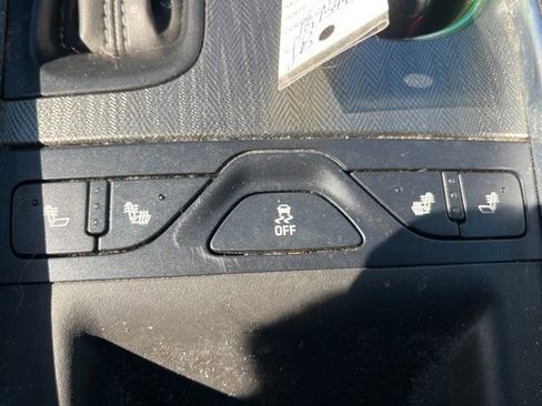 Used 2015 Chevrolet Impala LT w/ Convenience Package image 23