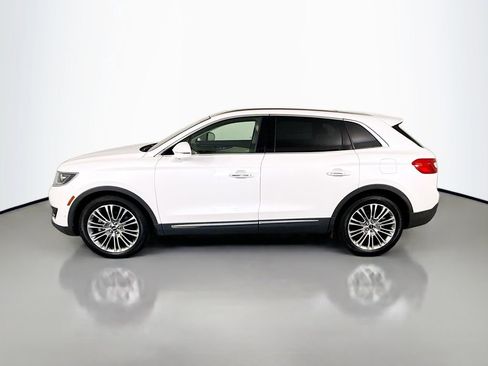Used 2017 Lincoln MKX Reserve FWD image 2