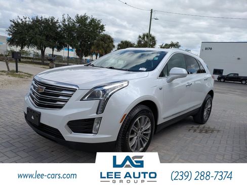 Used 2017 Cadillac XT5 Luxury w/ Driver Awareness Package FWD image 6