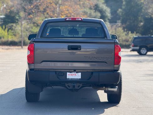 Used 2017 Toyota Tundra SR5 w/ SR5 Upgrade Package RWD image 4