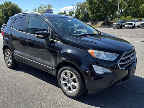 Used 2018 Ford EcoSport SE w/ SE Convenience Package FWD image 4