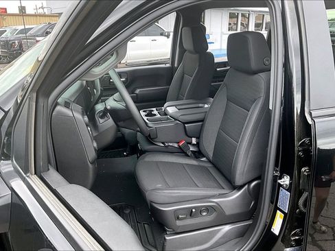 New 2026 Chevrolet Silverado 2500 Custom w/ Custom Value Package AWD/4WD image 9
