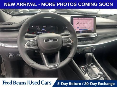 Certified 2023 Jeep Compass High Altitude AWD/4WD image 11