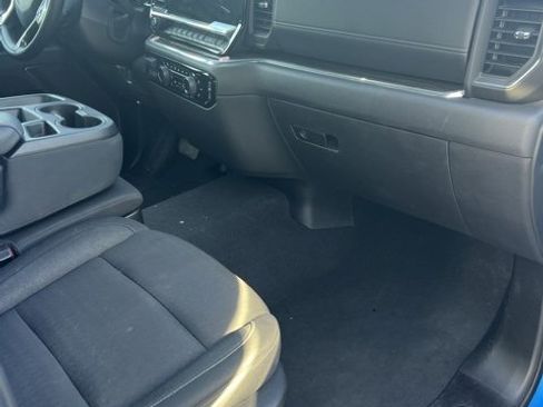 Used 2025 Chevrolet Silverado 1500 LT image 16