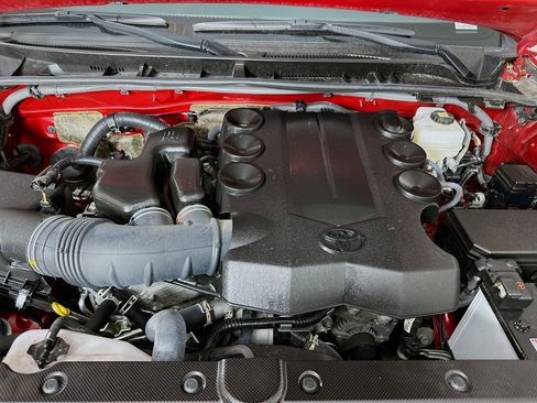 Used 2024 Toyota 4Runner TRD Off-Road Premium image 34