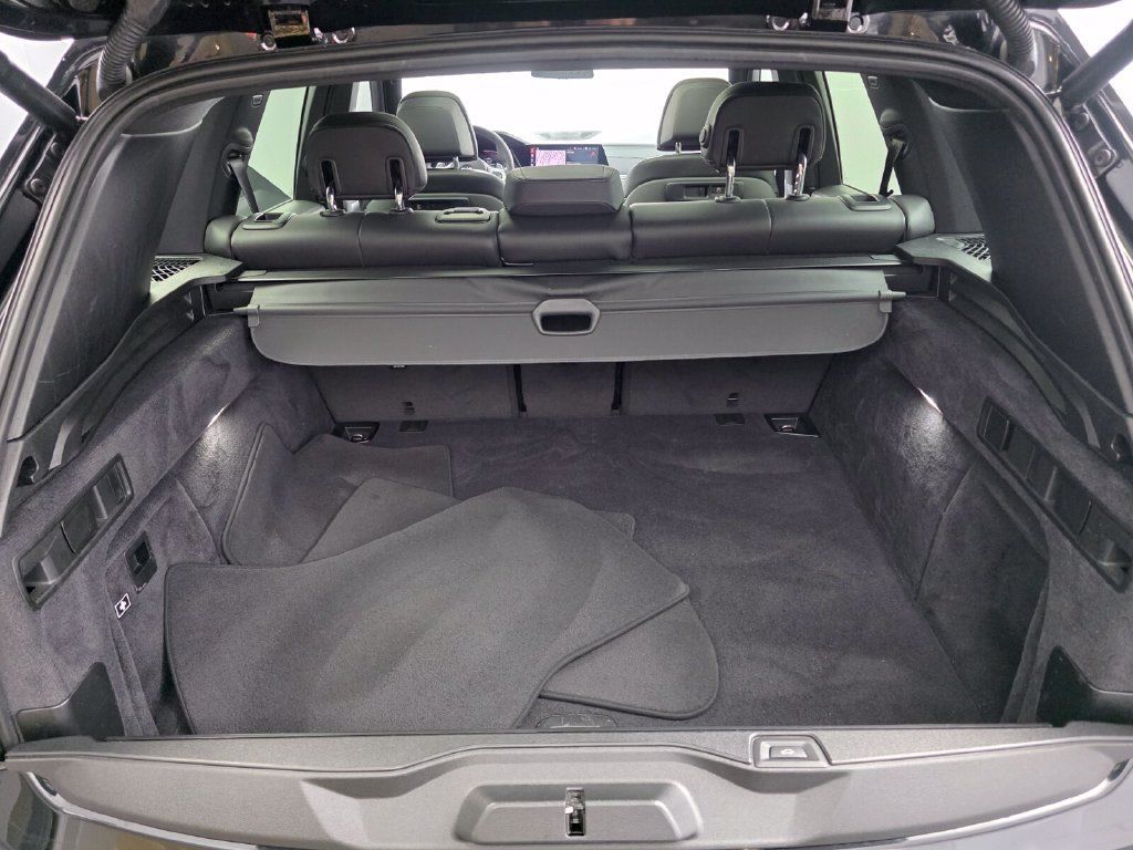 Used 2020 BMW X5 sDrive40i w/ M Sport Package RWD image 16