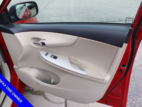 Used 2013 Toyota Corolla LE image 20